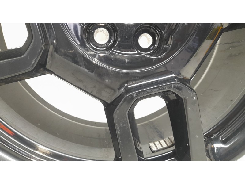 Recambio de llanta para kia ev9 100 gt-line awd referencia OEM IAM 52910DO360  