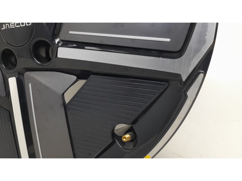 Recambio de llanta para jaecoo 7 phev 2025 referencia OEM IAM 203000915AA  