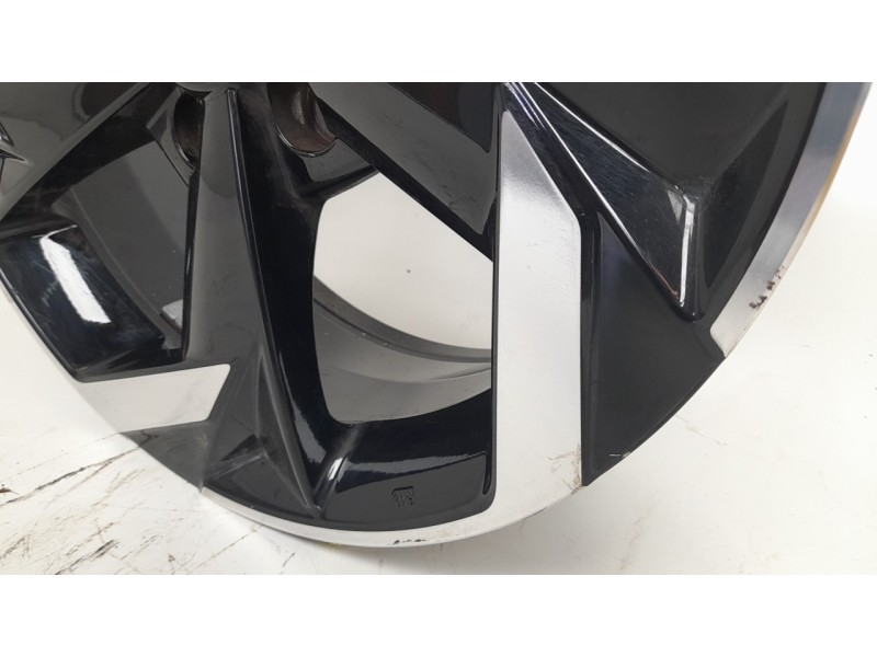 Recambio de llanta para nissan juke (f16_) 1.6 hybrid referencia OEM IAM D03006PD1A  