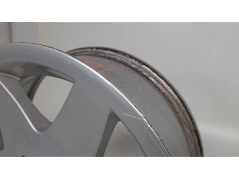 Recambio de llanta para smart city-coupe (450) 0.6 (s1clb1, 450.331, 450.336) referencia OEM IAM 108740521B  
