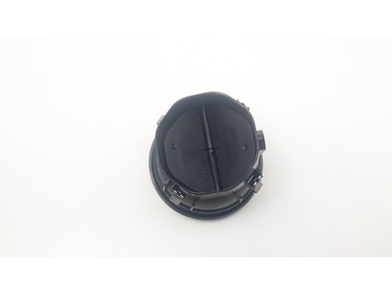 Recambio de aireador central para mercedes-benz clase gla (x156) gla 200 cdi / d (156.908) referencia OEM IAM A1568300054  