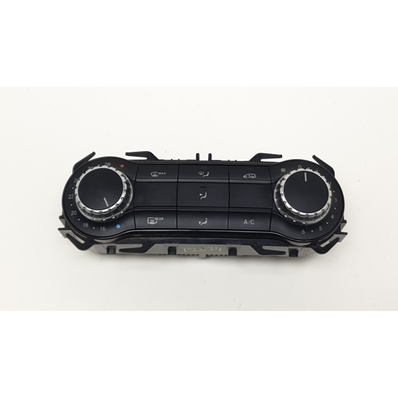Recambio de mando climatizador para mercedes-benz clase gla (x156) gla 200 cdi / d (156.908) referencia OEM IAM A2469002208  