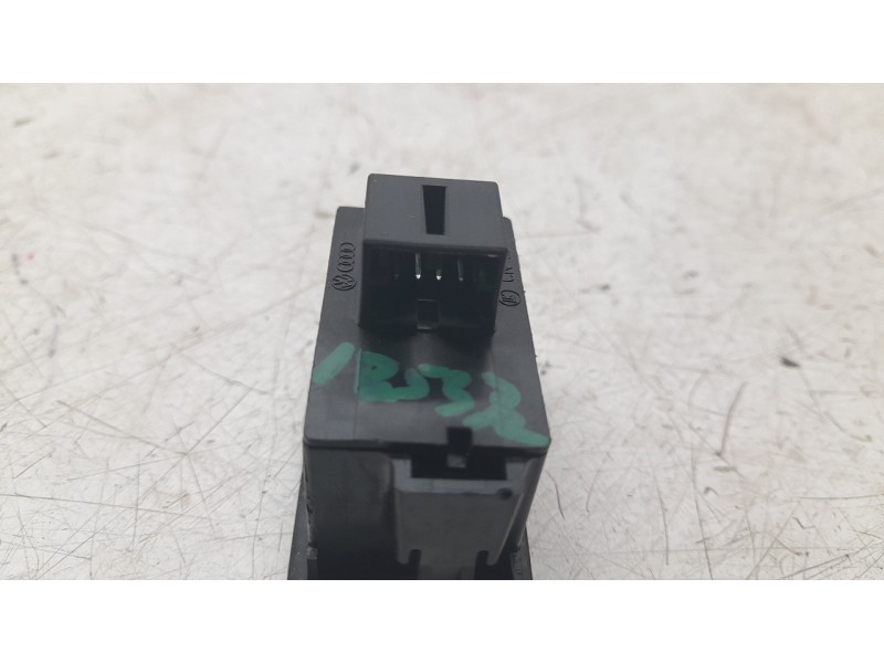 Recambio de interruptor para audi a4 b9 avant (8w5, 8wd) 2.0 tdi referencia OEM IAM 4G0959831C  