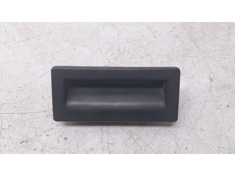 Recambio de maneta exterior porton para audi a4 b9 avant (8w5, 8wd) 2.0 tdi referencia OEM IAM 3V0827566  EZCVW327