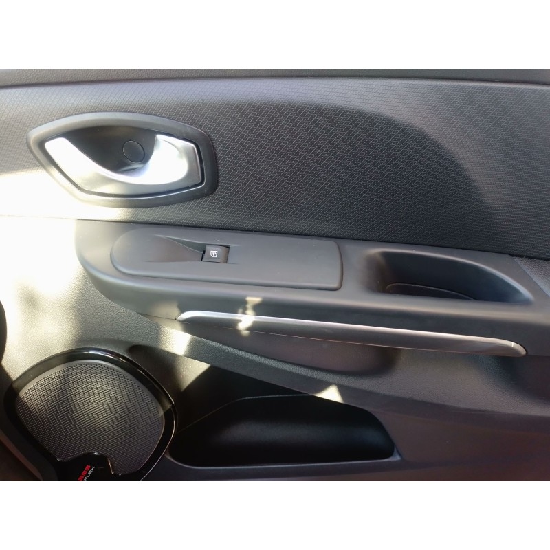 Recambio de mando elevalunas delantero derecho para renault clio iv (bh_) 0.9 tce 90 referencia OEM IAM   
