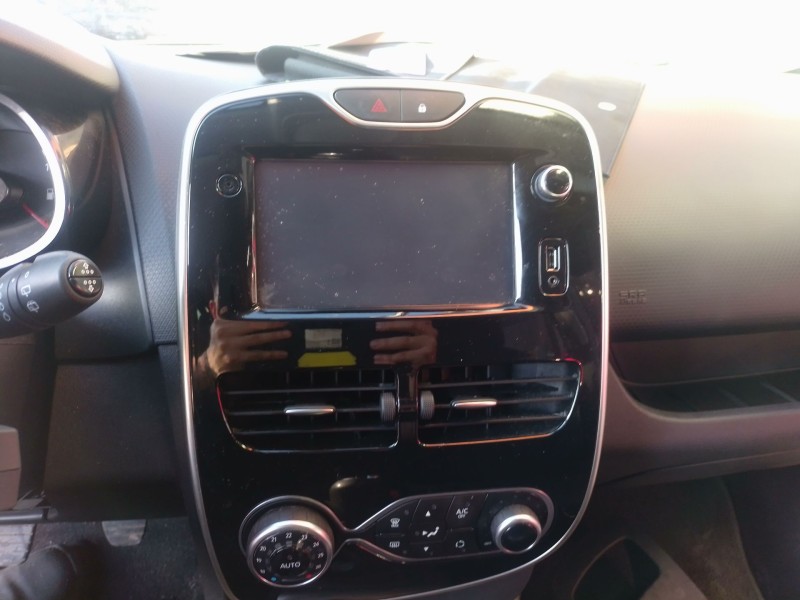 Recambio de sistema navegacion gps para renault clio iv (bh_) 0.9 tce 90 referencia OEM IAM   