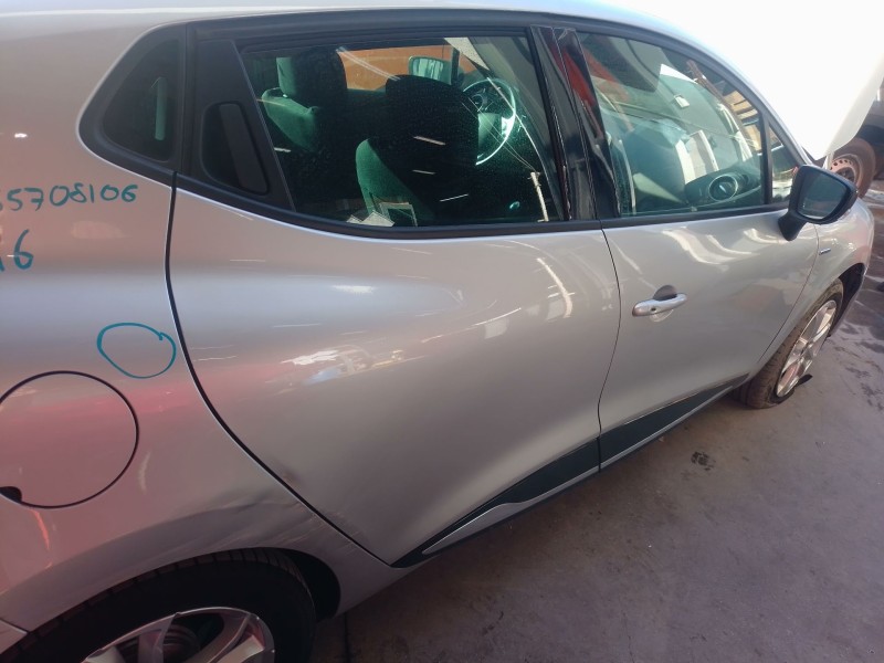 Recambio de puerta trasera derecha para renault clio iv (bh_) 0.9 tce 90 referencia OEM IAM   