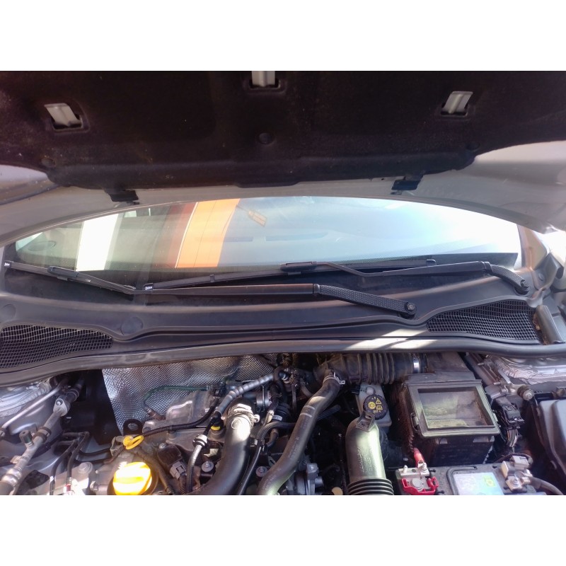 Recambio de brazo limpia delantero izquierdo para renault clio iv (bh_) 0.9 tce 90 referencia OEM IAM   