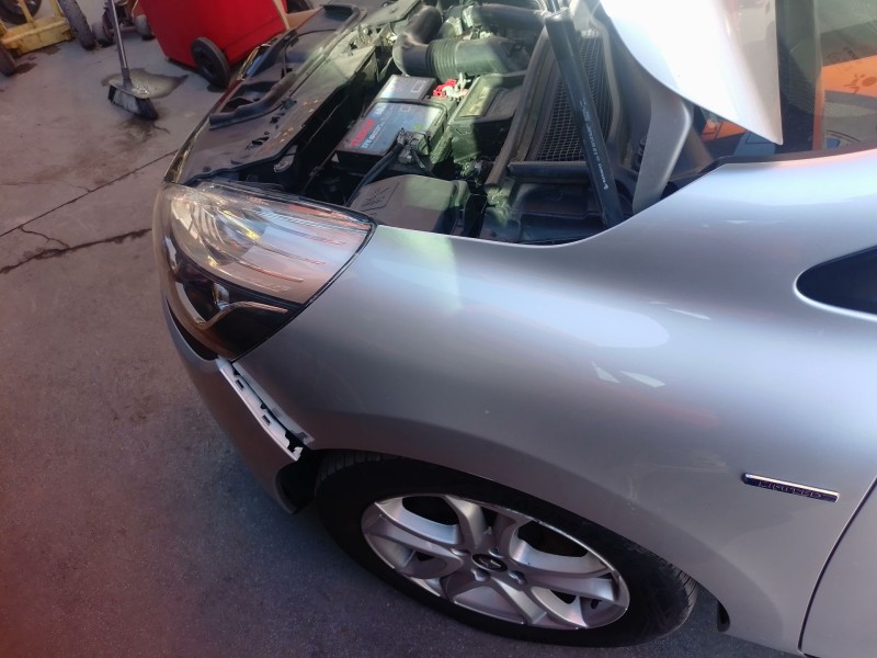 Recambio de amortiguador delantero izquierdo para renault clio iv (bh_) 0.9 tce 90 referencia OEM IAM   