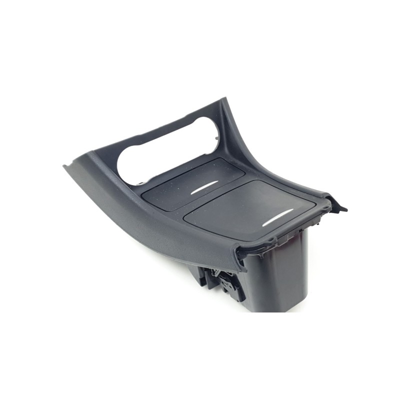 Recambio de cenicero para mercedes-benz clase gla (x156) gla 200 cdi / d (156.908) referencia OEM IAM A1766807200  