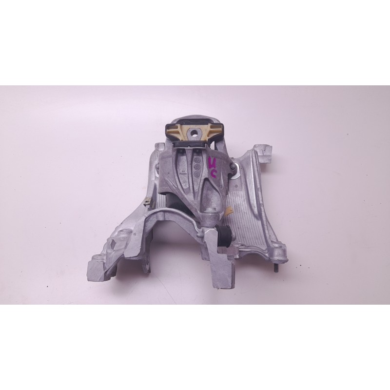 Recambio de soporte motor izquierdo para audi a4 b9 avant (8w5, 8wd) 2.0 tdi referencia OEM IAM 8W0399295E  