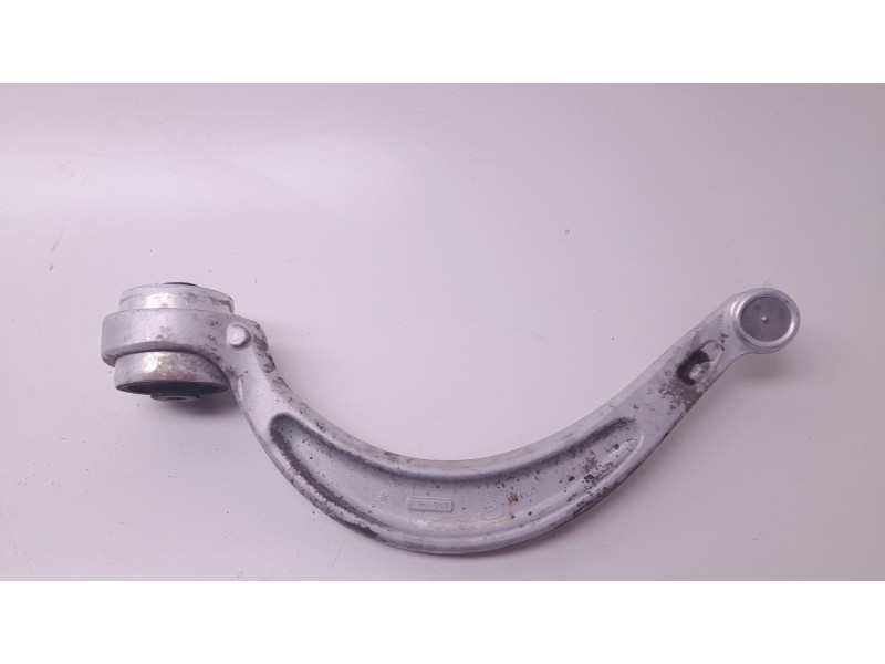 Recambio de brazo suspension inferior delantero izquierdo para audi a4 b9 avant (8w5, 8wd) 2.0 tdi referencia OEM IAM 8W0407693A