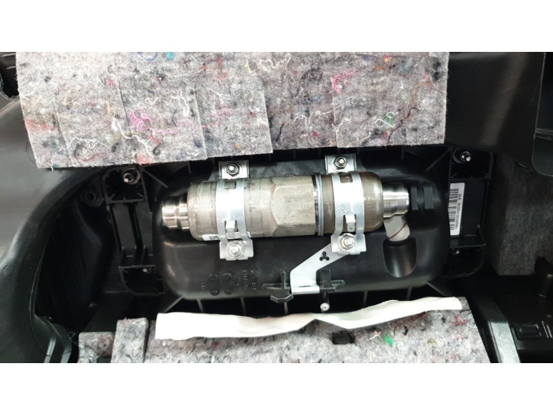 Recambio de salpicadero para mercedes-benz clase gla (x156) gla 200 cdi / d (156.908) referencia OEM IAM 1176801101  