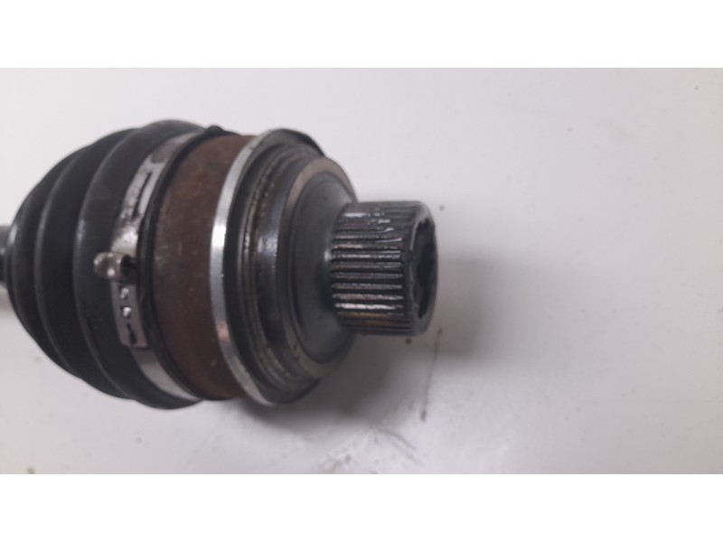 Recambio de transmision delantera izquierda para audi a4 b9 avant (8w5, 8wd) 2.0 tdi referencia OEM IAM 8W0407271M  A2583