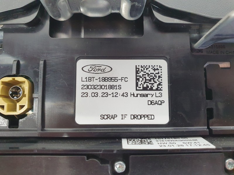 Recambio de pantalla multifuncion para ford puma (j2k, cf7) 1.0 ecoboost mhev referencia OEM IAM L1BT18B955FC 2659234 