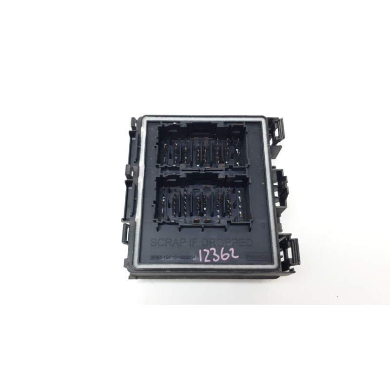 Recambio de caja reles / fusibles para ford kuga iii (dfk) 2.5 duratec plug-in-hybrid referencia OEM IAM NV4T14D068ELA  