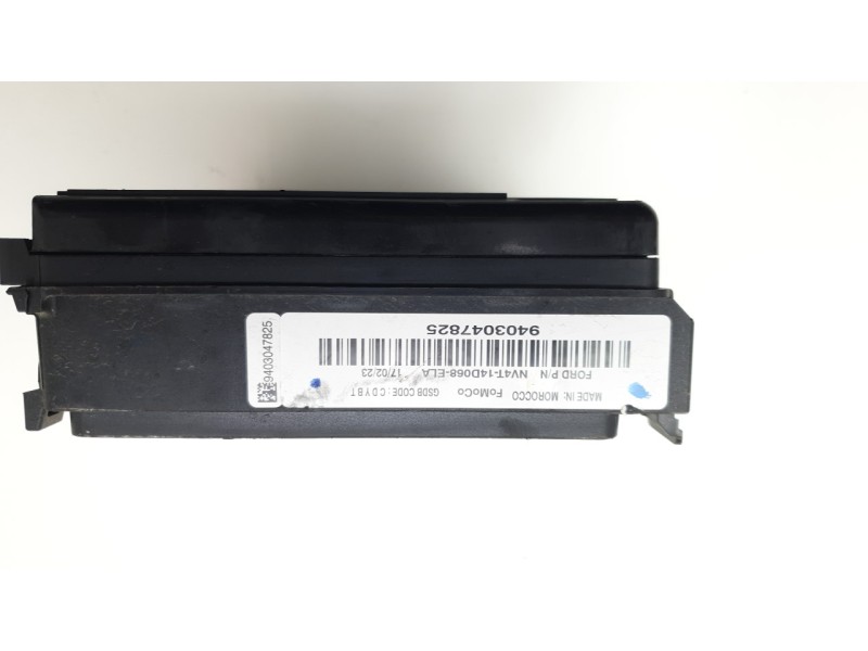Recambio de caja reles / fusibles para ford kuga iii (dfk) 2.5 duratec plug-in-hybrid referencia OEM IAM NV4T14D068ELA  