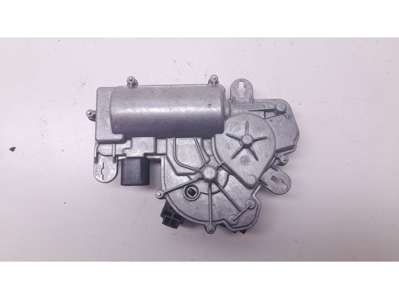 Recambio de motor cierre centralizado porton para audi a4 b9 avant (8w5, 8wd) 2.0 tdi referencia OEM IAM 3V5827887A  