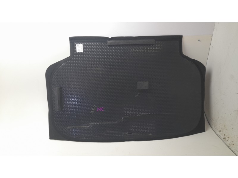 Recambio de alfombra maletero para mg 3 referencia OEM IAM 11801065  