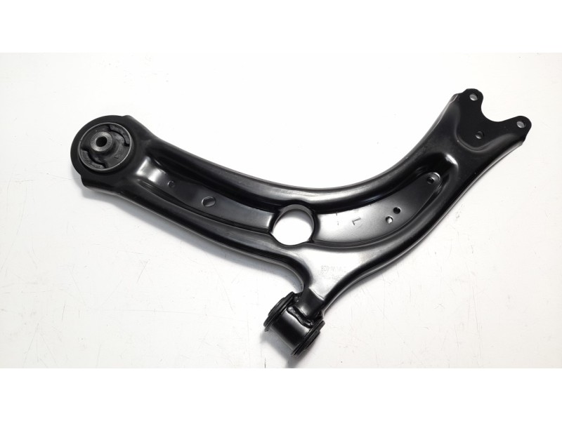 Recambio de brazo suspension inferior delantero izquierdo para volkswagen passat lim. (3g2) referencia OEM IAM 3Q0407151E  ZWDVW