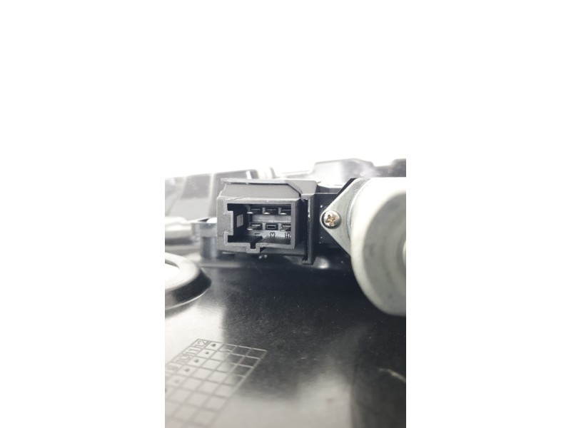 Recambio de elevalunas trasero izquierdo para mercedes-benz clase gla (x156) gla 200 cdi / d (156.908) referencia OEM IAM 176730