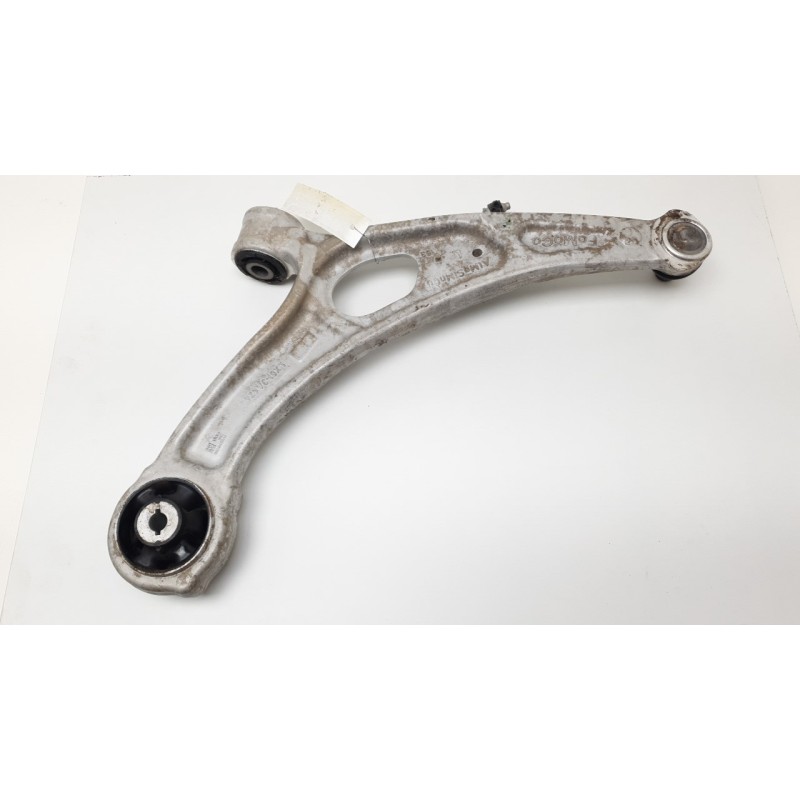 Recambio de brazo suspension superior delantero derecho para ford kuga iii (dfk) 2.5 duratec plug-in-hybrid referencia OEM IAM L