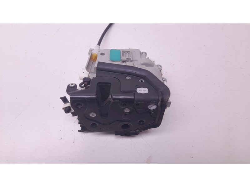 Recambio de cerradura puerta delantera derecha para audi a4 b9 avant (8w5, 8wd) 2.0 tdi referencia OEM IAM 8X1837016C  EZCAU108/