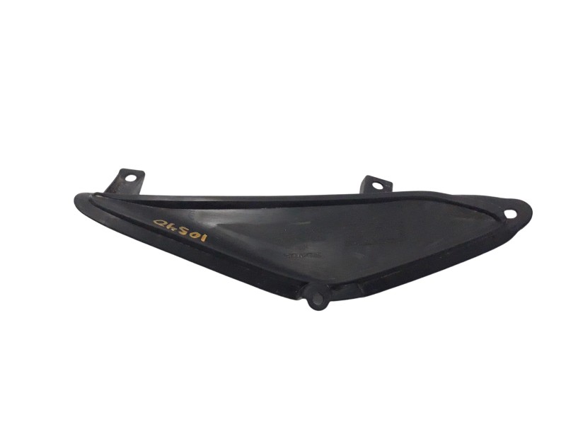 Recambio de moldura para honda cbr 650r referencia OEM IAM 64271MKND10  