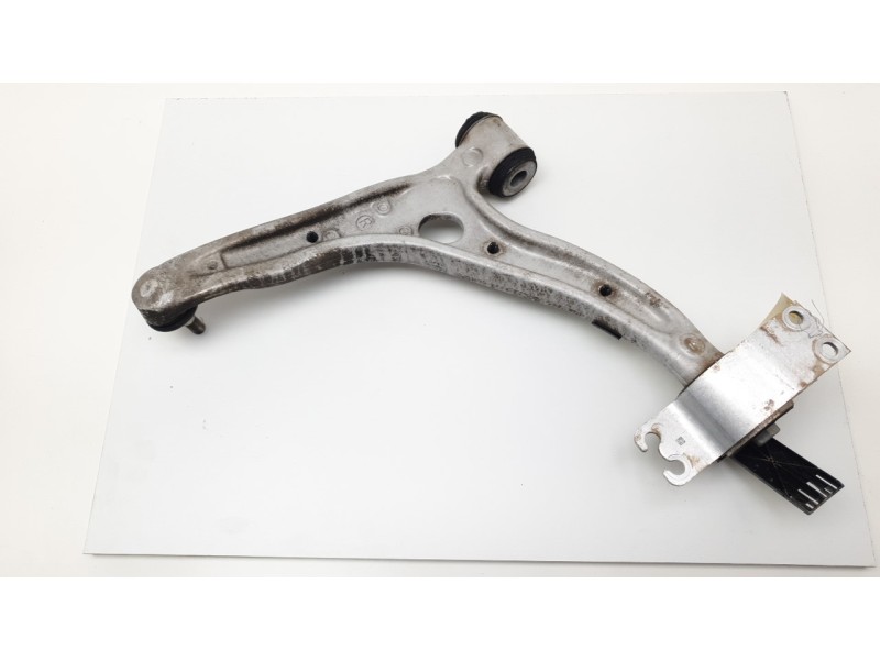 Recambio de brazo suspension superior delantero derecho para mercedes-benz clase gla (x156) gla 200 cdi / d (156.908) referencia