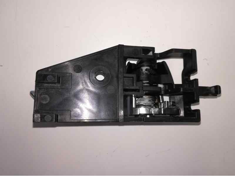 Recambio de maneta interior trasera izquierda para suzuki vitara 1.6 ddis comfort 4x4 referencia OEM IAM 8313061M10C48  