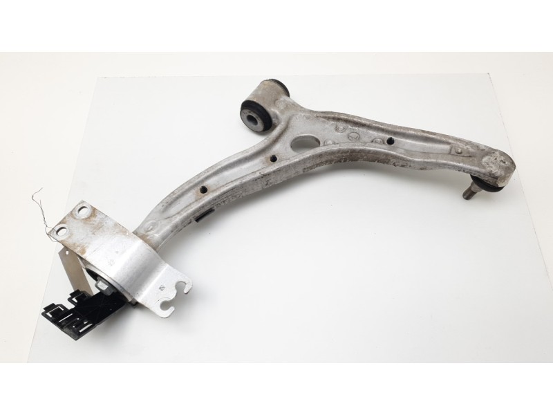 Recambio de brazo suspension superior delantero izquierdo para mercedes-benz clase gla (x156) gla 200 cdi / d (156.908) referenc