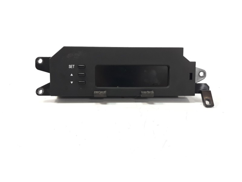 Recambio de pantalla multifuncion para hyundai i20 1.2 16v cat referencia OEM IAM 941011J721  