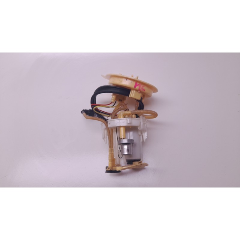 Recambio de bomba combustible para audi a4 b9 avant (8w5, 8wd) 2.0 tdi referencia OEM IAM 8W0919088K A2C853913000 