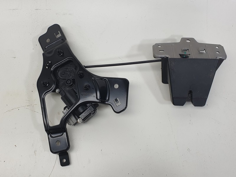 Recambio de cerradura maletero / porton para lynk & co 01 phev referencia OEM IAM 8888087434  