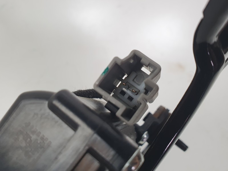 Recambio de cerradura maletero / porton para lynk & co 01 phev referencia OEM IAM 8888087434  