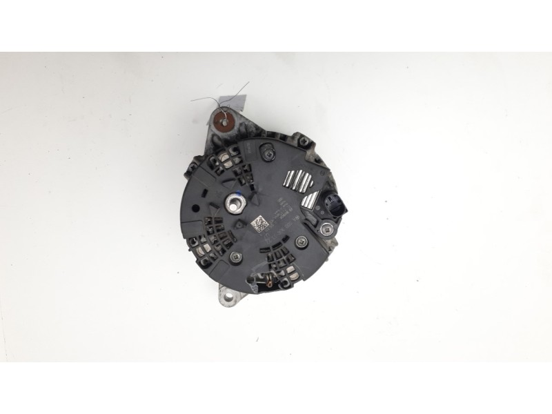 Recambio de alternador para mercedes-benz clase gla (x156) gla 200 cdi / d (156.908) referencia OEM IAM 0009063322 0125711028 AL