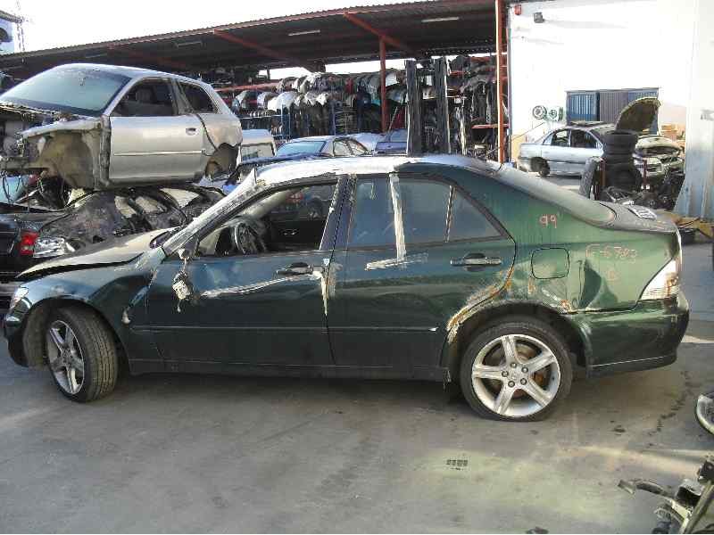 toyota lexus is 200 (gxe10) del año 1999