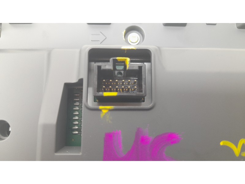 Recambio de cuadro instrumentos para kia ev9 100 gt-line awd referencia OEM IAM 940M3DO000  