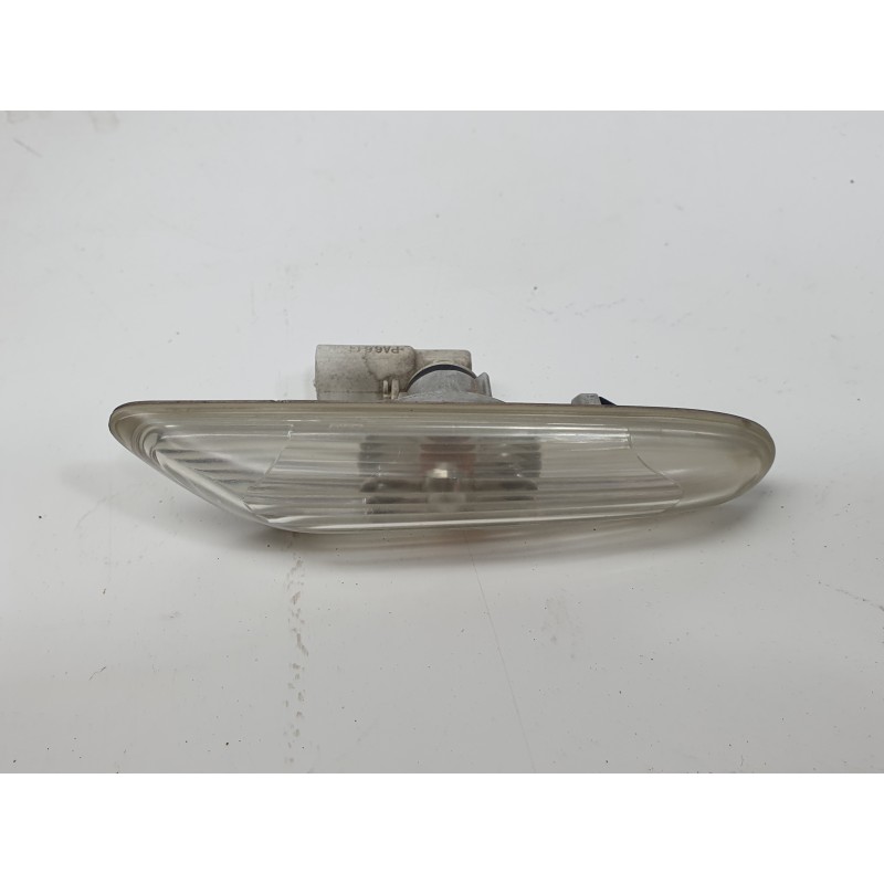 Recambio de piloto lateral izquierdo para bmw 3 (e90) 320 d referencia OEM IAM 63136932998  103F06130310/103F06130311/103F061303