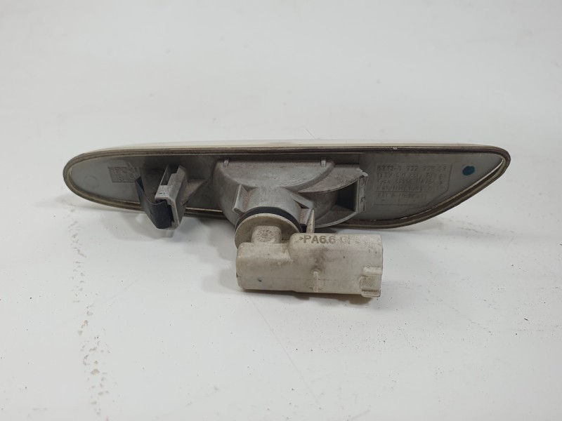 Recambio de piloto lateral izquierdo para bmw 3 (e90) 320 d referencia OEM IAM 63136932998  103F06130310/103F06130311/103F061303