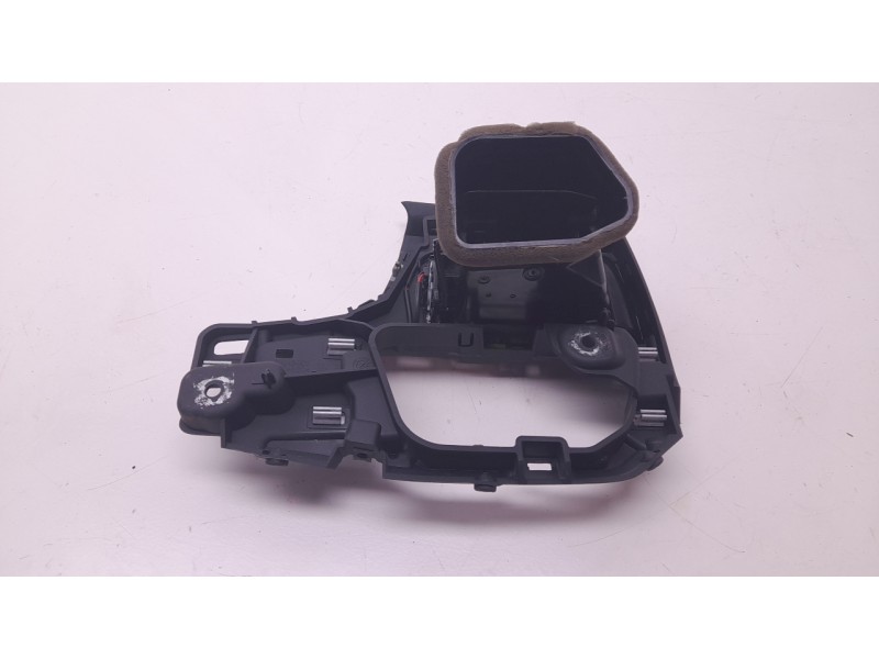 Recambio de aireador izquierdo para audi a4 b9 avant (8w5, 8wd) 2.0 tdi referencia OEM IAM 8W1820901  