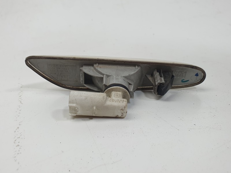 Recambio de piloto lateral derecho para bmw 3 (e90) 320 d referencia OEM IAM 63136932997  103F06130310/103F06130311/103F06130312