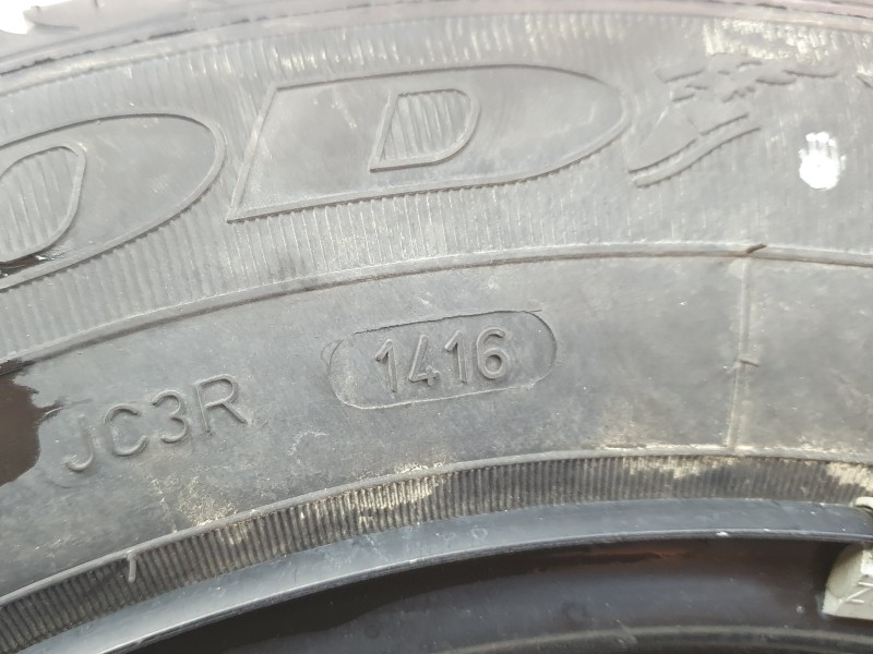 Recambio de neumatico repuesto para renault clio iv (bh_) 0.9 tce 90 referencia OEM IAM 403008773R 1856515 