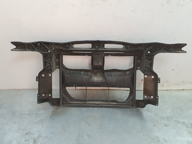 Recambio de panel frontal para bmw 3 (e90) 320 d referencia OEM IAM 51647058594  109061470/BM0243210/2102260