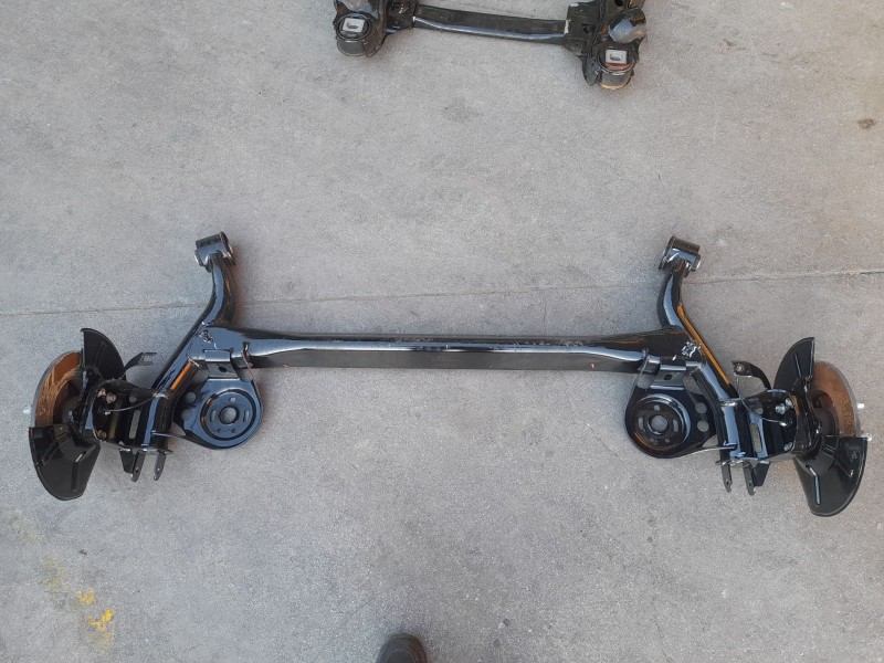 Recambio de puente trasero para dr dr 5.0 suv 1.5 referencia OEM IAM 705030007  