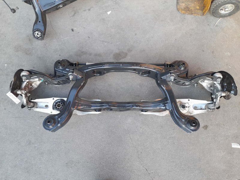 Recambio de puente trasero para mercedes-benz clase gla (x156) gla 200 cdi / d (156.908) referencia OEM IAM 2463502401  