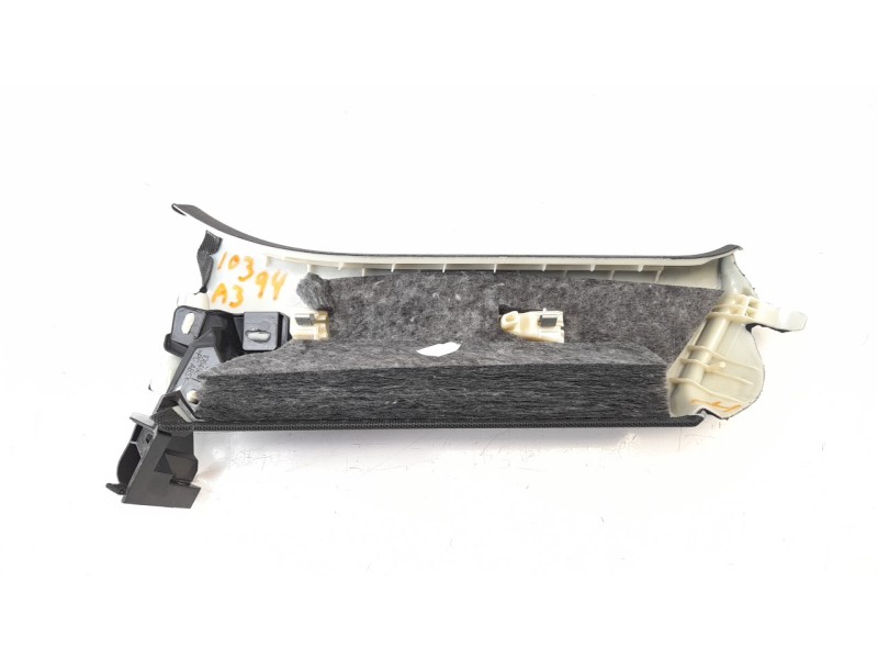 Recambio de molduras traseras para audi a3 (8v) 2.0 16v tdi referencia OEM IAM 5V4867287  