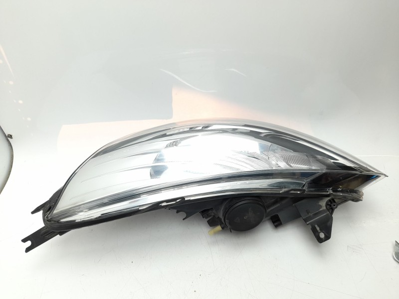 Recambio de faro izquierdo para renault clio iv (bh_) 0.9 tce 90 referencia OEM IAM 260601850R  10119960002/11018521/5500071/RN3