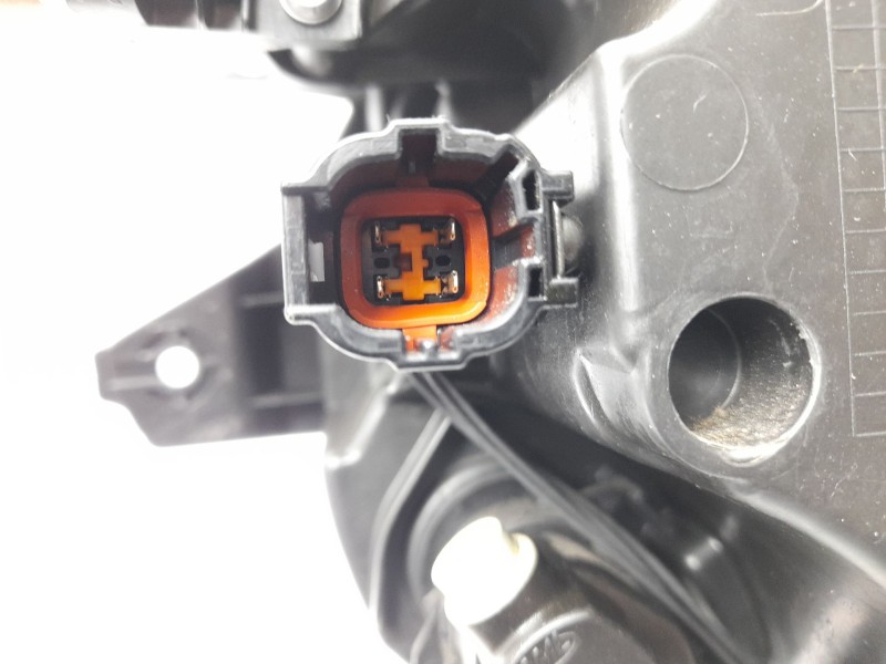 Recambio de faro derecho para nissan juke (f16_) 1.6 hybrid referencia OEM IAM 260106PM0A  108807101/11528522/3141012/3141028/DS