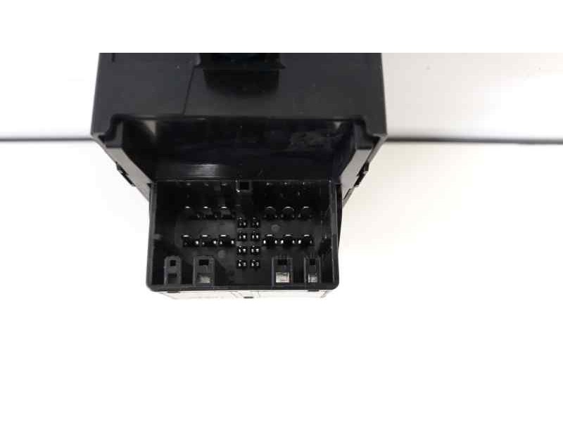 Recambio de mando elevalunas delantero izquierdo para suzuki vitara 1.6 ddis comfort 4x4 referencia OEM IAM   